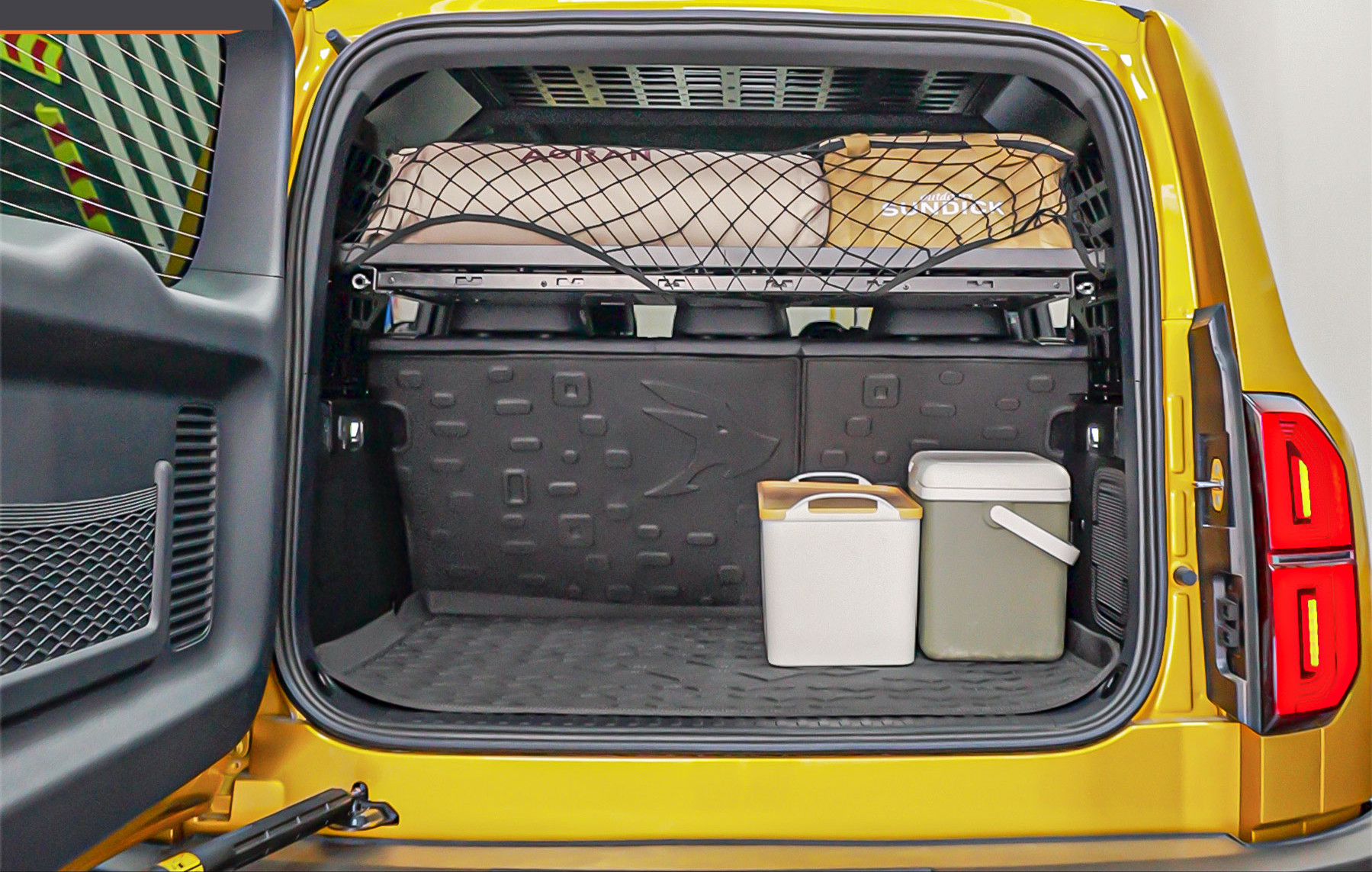 For BYD FangChengBao Leopard 5 Denza B5 2023-2025 Molle Panel Rear Trunk Modular Storage Luggage Carrier Rack Trunk Organizer